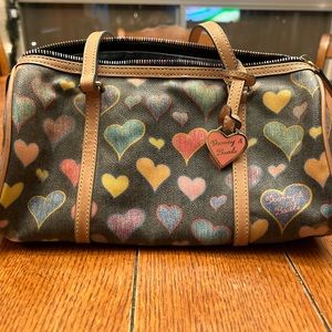Dooney and Bourke shoulder bag. Excellent Condition
